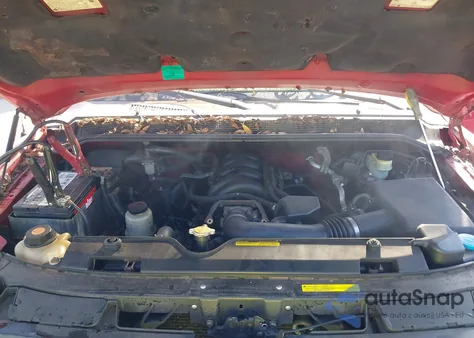 2005 Nissan Titan Le z USA, uszkodzony, nr VIN 1N6AA06B95N570872